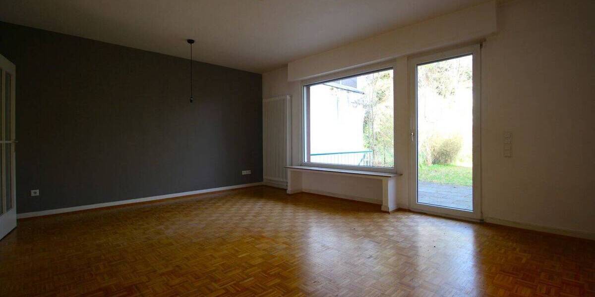 Reihenmittelhaus Düsseldorf Stockum - 4 Zimmer, 106 m&sup2;, 700.000&euro; | Angebot:26105538