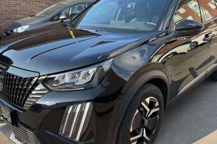 Peugeot 2008 23.800 km 16.990 &euro; Neuss 41462