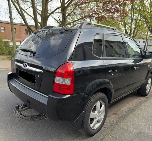 Hyundai TUCSON 223.629 km 3.249 &euro; Viersen 41747