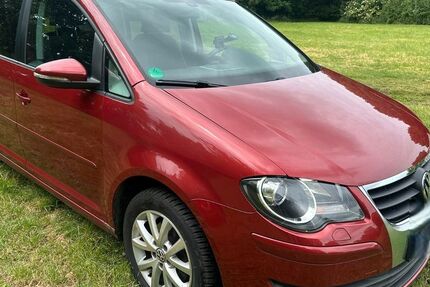 VW Touran 202.150 km 3.690 &euro; Jülich 52428