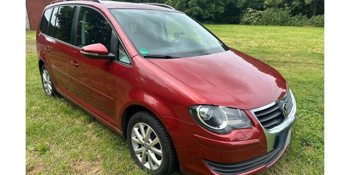 VW Touran 202.150 km 3.690 &euro; Jülich 52428