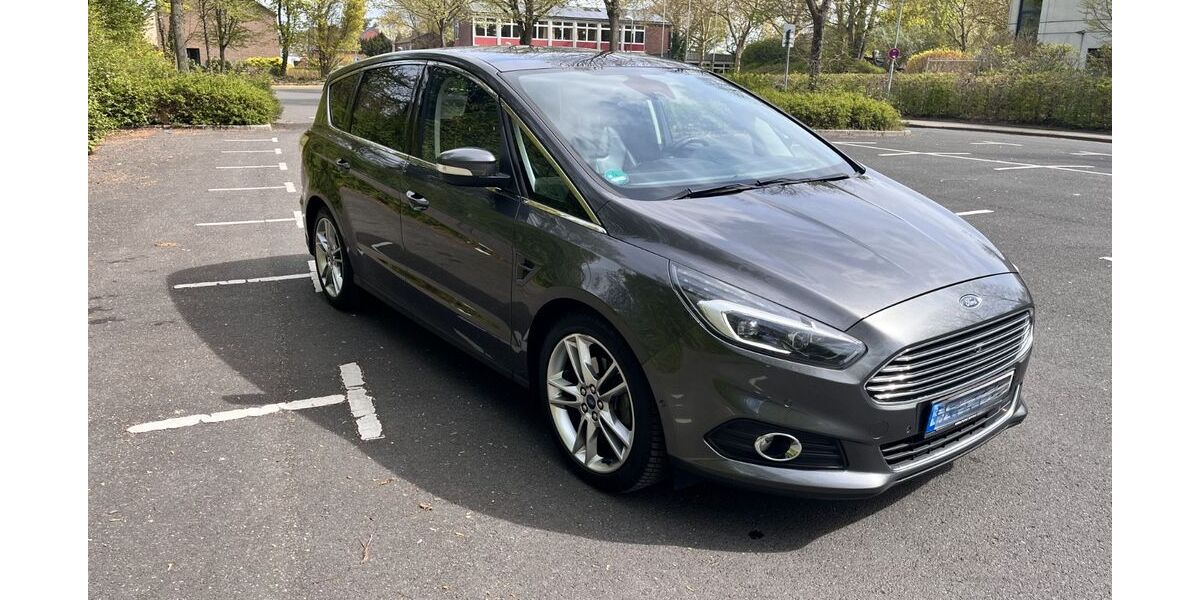 Ford S-Max 131.000 km 16.900 &euro; Neuss 41470