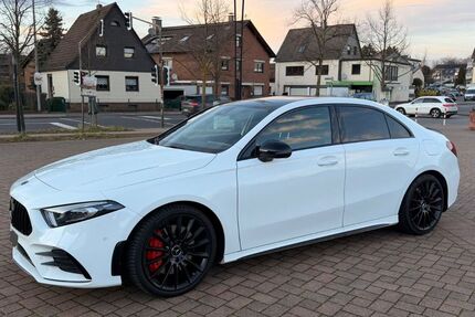 Mercedes-Benz A 35 AMG 84.300 km 32.499 &euro; Leverkusen 51379