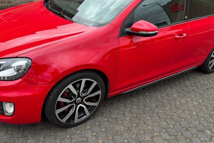 VW Golf 97.000 km 12.300 &euro; Langenfeld 40764