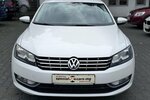 VW Passat 2,0 TDI Highline / Leder / SHD / Keyless 228.000 km 11.390 &euro; Mönchengladbach 41066