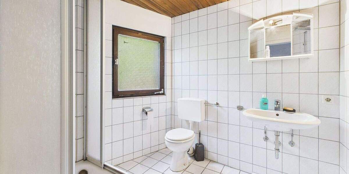 Mehrfamilienhaus, Wohnhaus Hückelhoven Brachelen - 9 Zimmer, 200 m&sup2;, 239.000&euro; | Angebot:25662076