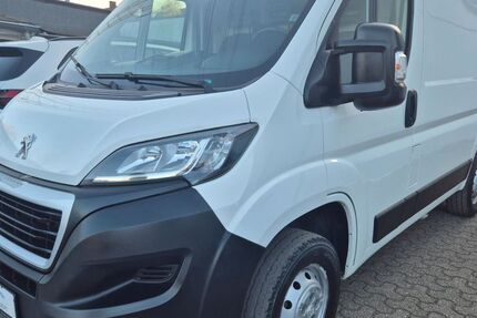 Peugeot Boxer 118.000 km 11.850 &euro; Düsseldorf 40591