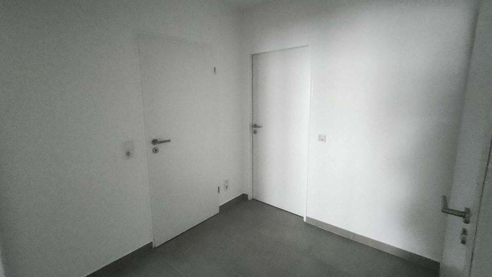 Etagenwohnung Krefeld - 2 Zimmer, 59 m&sup2;, 649&euro; | Angebot:25784481