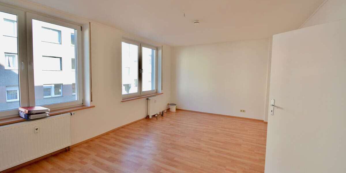 Etagenwohnung Mönchengladbach Westend - 2.5 Zimmer, 80 m&sup2;, 600&euro; | Angebot:26130109