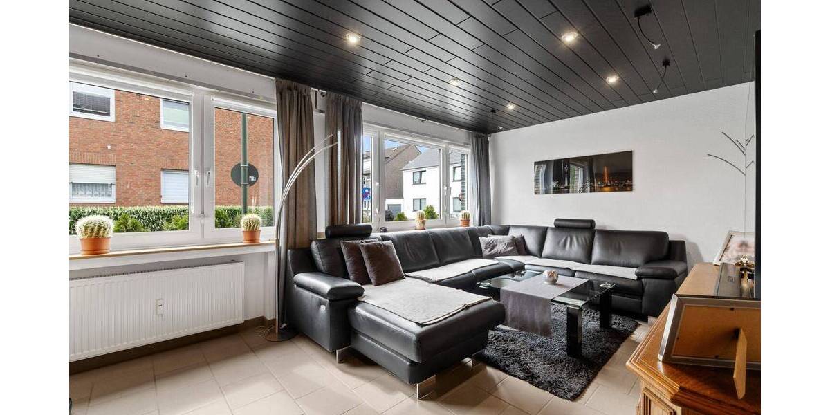 Etagenwohnung Düsseldorf Lierenfeld - 3 Zimmer, 81 m&sup2;, 279.000&euro; | Angebot:26260957