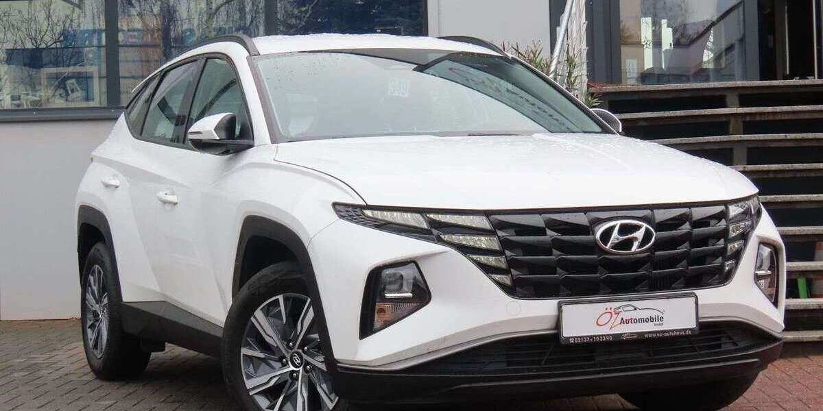 Hyundai TUCSON 100.000 km 16.900 &euro; Neuss 41469