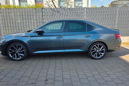 Skoda Superb 105.000 km 15.000 &euro; Krefeld 47809