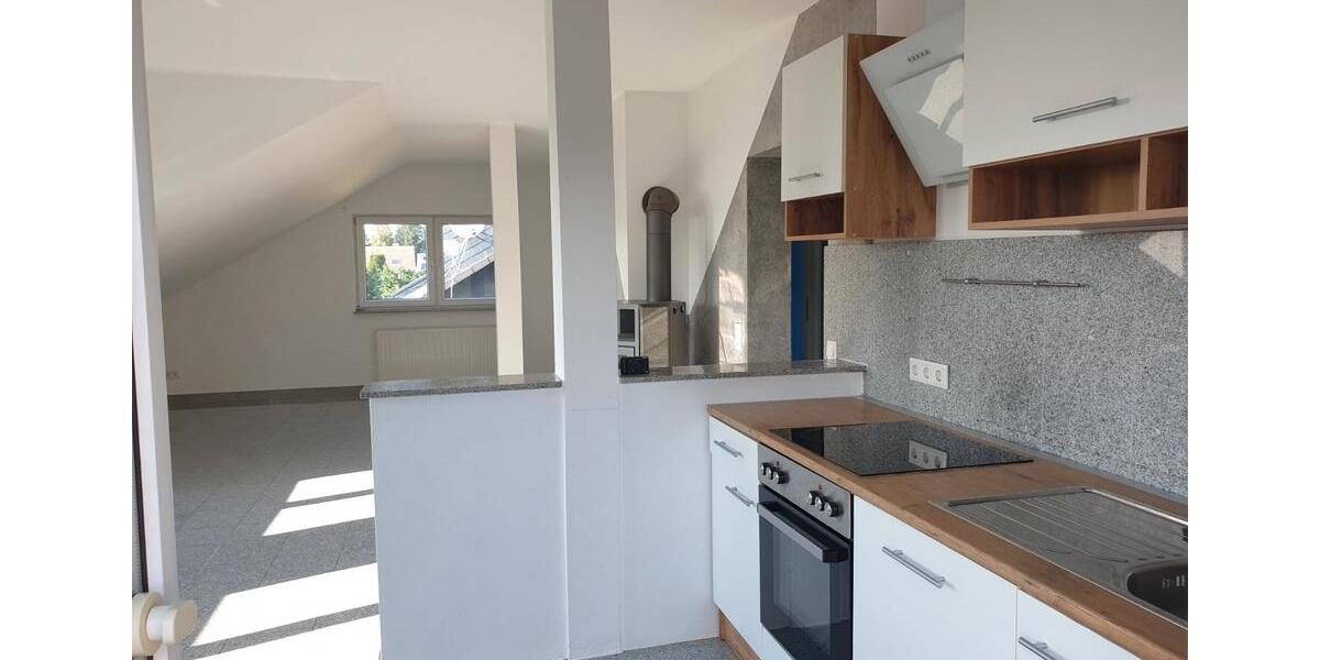 Dachgeschoßwohnung Langenfeld (Rheinland) - 3 Zimmer, 85 m&sup2;, 299.000&euro; | Angebot:26095167