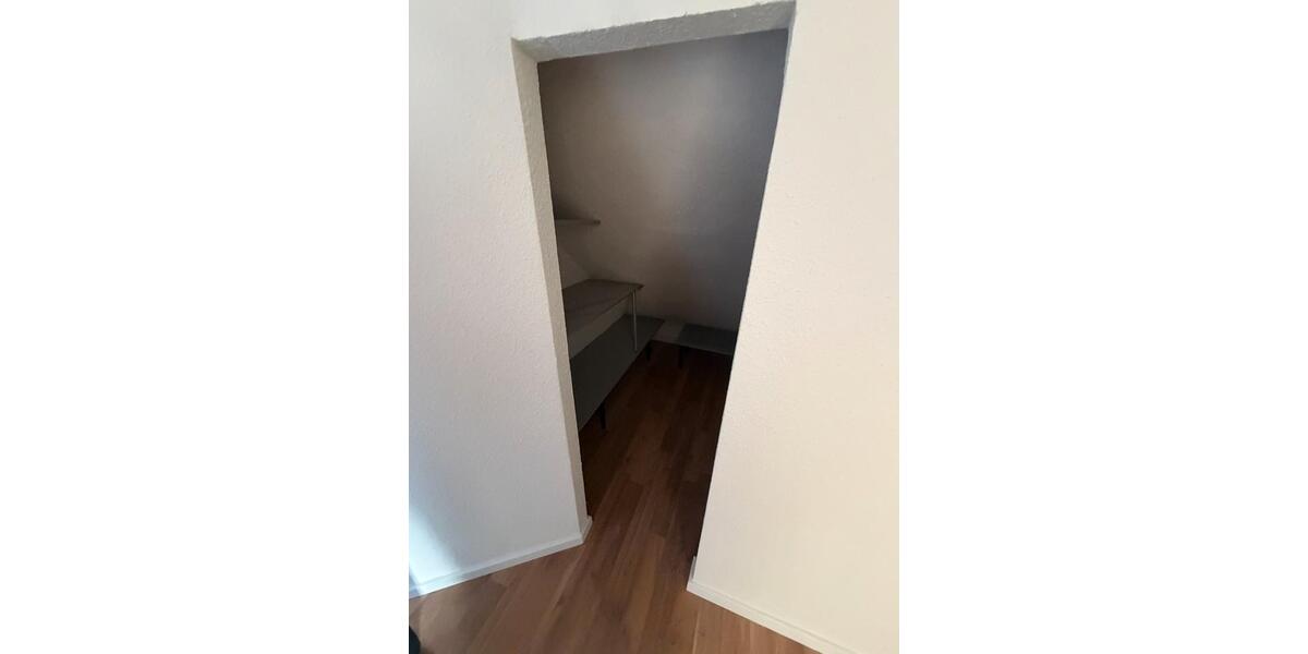 Maisonettenwohnung Mönchengladbach Süd - 3.5 Zimmer, 90 m&sup2;, 1.200&euro; | Angebot:25810547