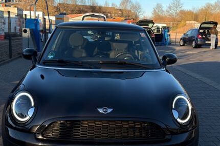 Mini ONE 127.000 km 4.999 &euro; Wegberg 41844