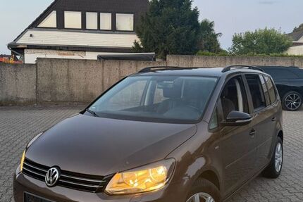VW Touran 188.000 km 5.750 &euro; Mönchengladbach 41068
