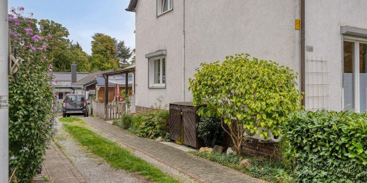 Doppelhaushälfte Düsseldorf Wittlaer - 2 Zimmer, 89 m&sup2;, 398.000&euro; | Angebot:25687695