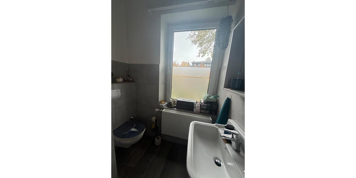 Etagenwohnung Mönchengladbach Nord - 2 Zimmer, 72 m&sup2;, 850&euro; | Angebot:25102234