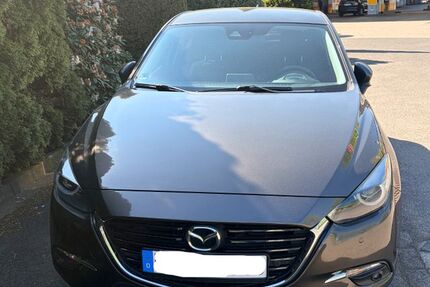 Mazda 3 147.400 km 12.900 &euro; Mönchengladbach 41239