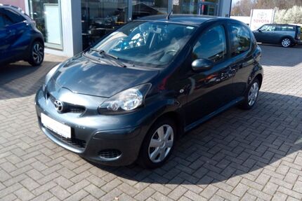 Toyota Aygo (X) 116.000 km 1.999 &euro; Ratingen 40882