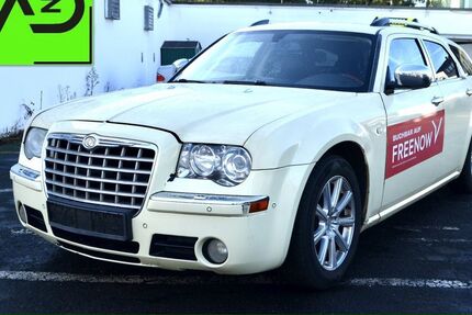 Chrysler 300C 296.566 km 3.480 &euro; Düsseldorf 40229