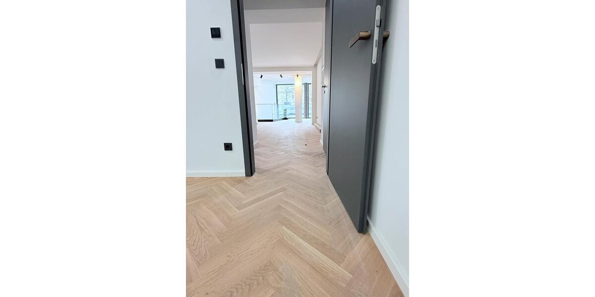 Terrassenwohnung Düsseldorf Pempelfort - 3 Zimmer, 118 m&sup2;, 2.800&euro; | Angebot:26250323