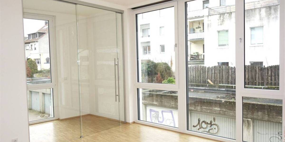 Etagenwohnung Mönchengladbach Stadtmitte - 2 Zimmer, 65 m&sup2;, 867&euro; | Angebot:26161702