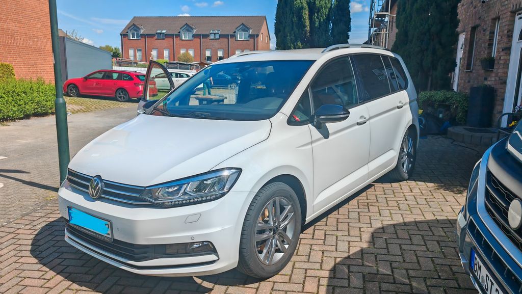 VW Touran 57.908 km 32.450 &euro; Kerpen 50170