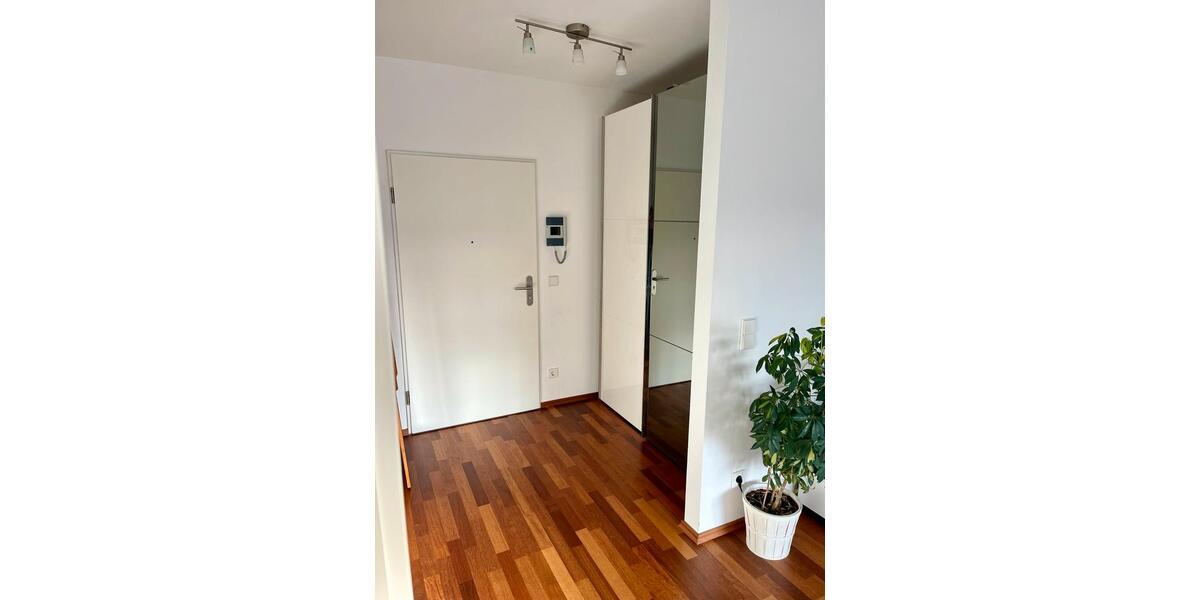 Etagenwohnung Düsseldorf Stadtbezirk 8 - 2 Zimmer, 56 m&sup2;, 1.300&euro; | Angebot:25392994