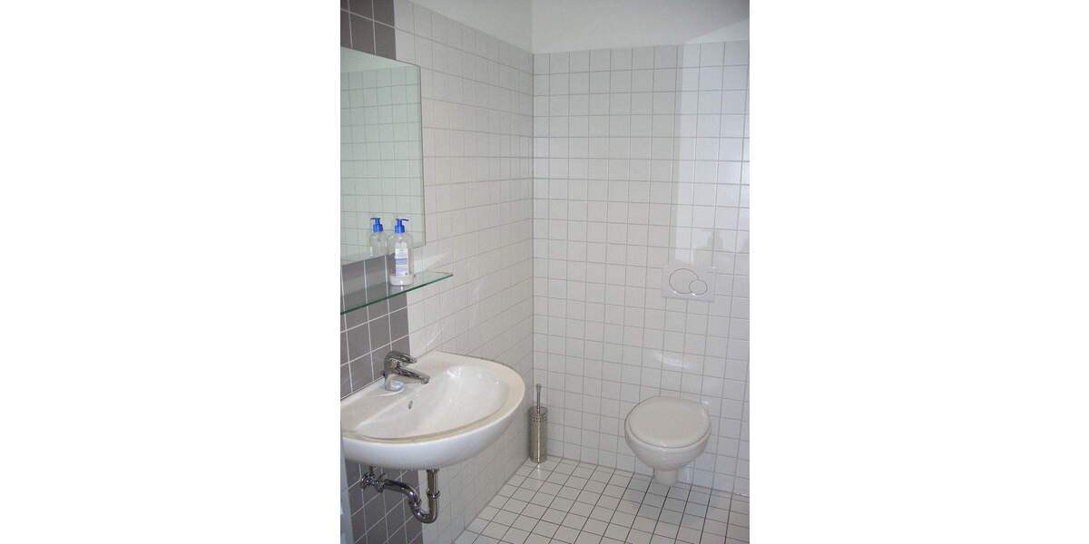 Gewerbeobjekt Hilden - 1 Zimmer, 49 m&sup2;, 495&euro; | Angebot:25689230