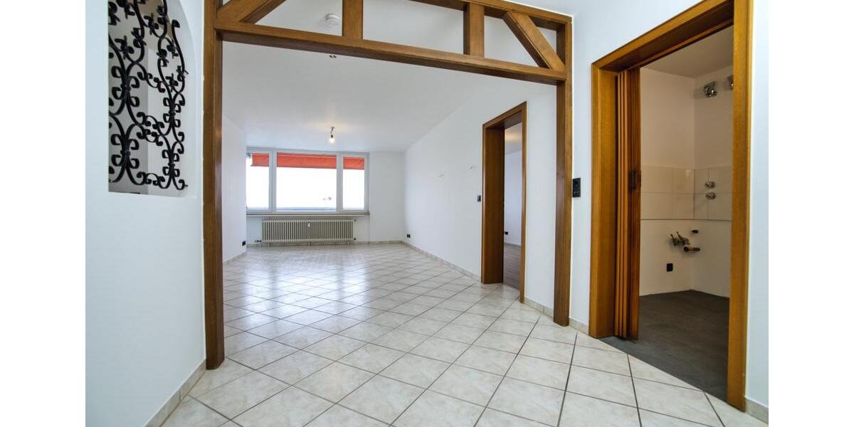 Etagenwohnung Leverkusen Bürrig - 3 Zimmer, 98 m&sup2;, 1.290&euro; | Angebot:25484213