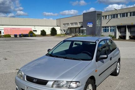 Mazda 323 115.558 km 700 &euro; Krefeld 47809