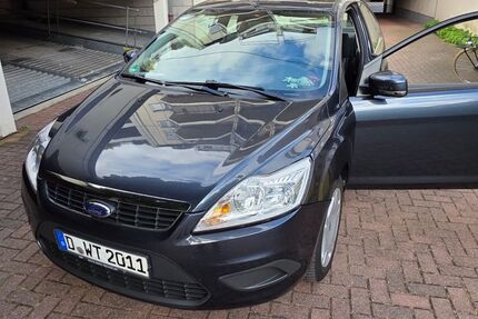 Ford Focus 158.000 km 1.700 &euro; Düsseldorf 40217