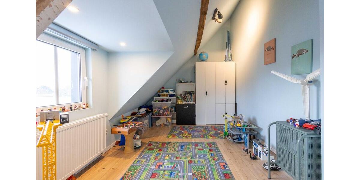 Etagenwohnung Jüchen - 4 Zimmer, 116 m&sup2;, 1.380&euro; | Angebot:24487686