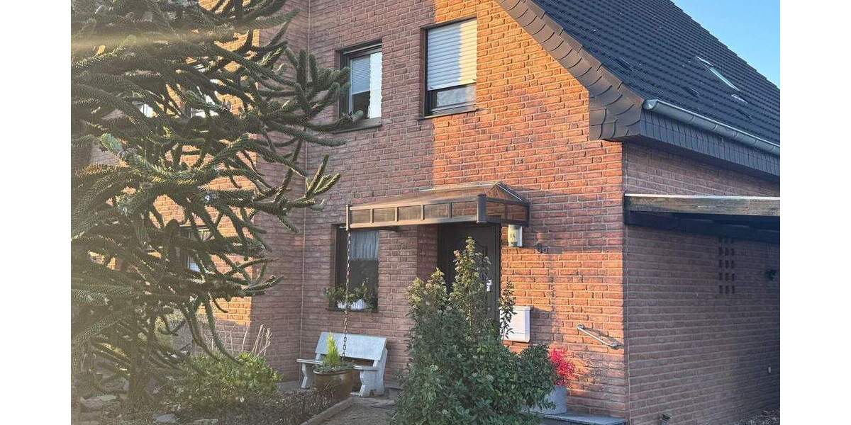 Doppelhaushälfte Krefeld Inrath/Kliedbruch - 4 Zimmer, 126 m&sup2;, 359.000&euro; | Angebot:25697195
