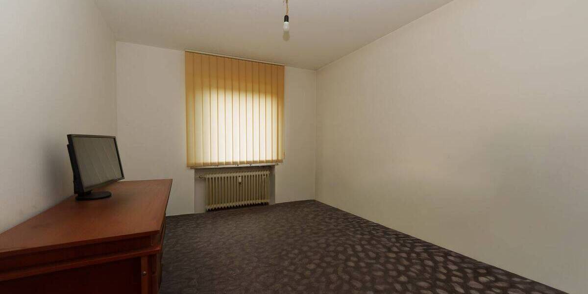 Etagenwohnung Neuss Rosellen - 3 Zimmer, 72 m&sup2;, 215.000&euro; | Angebot:26154718