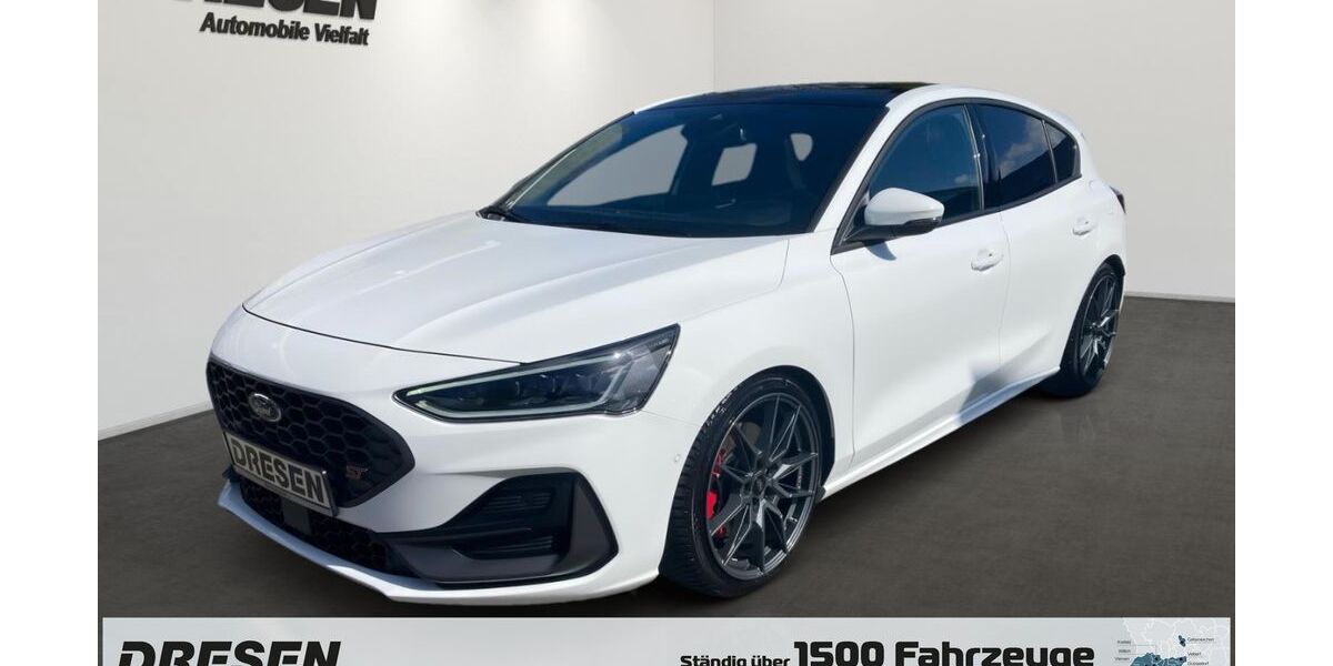 Ford Focus 17.236 km 32.550 &euro; Viersen 41747