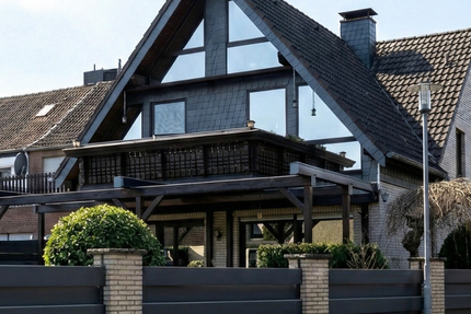 Haus Mönchengladbach - 6 Zimmer, 251 m&sup2;, 799.000&euro; | Angebot:26122314