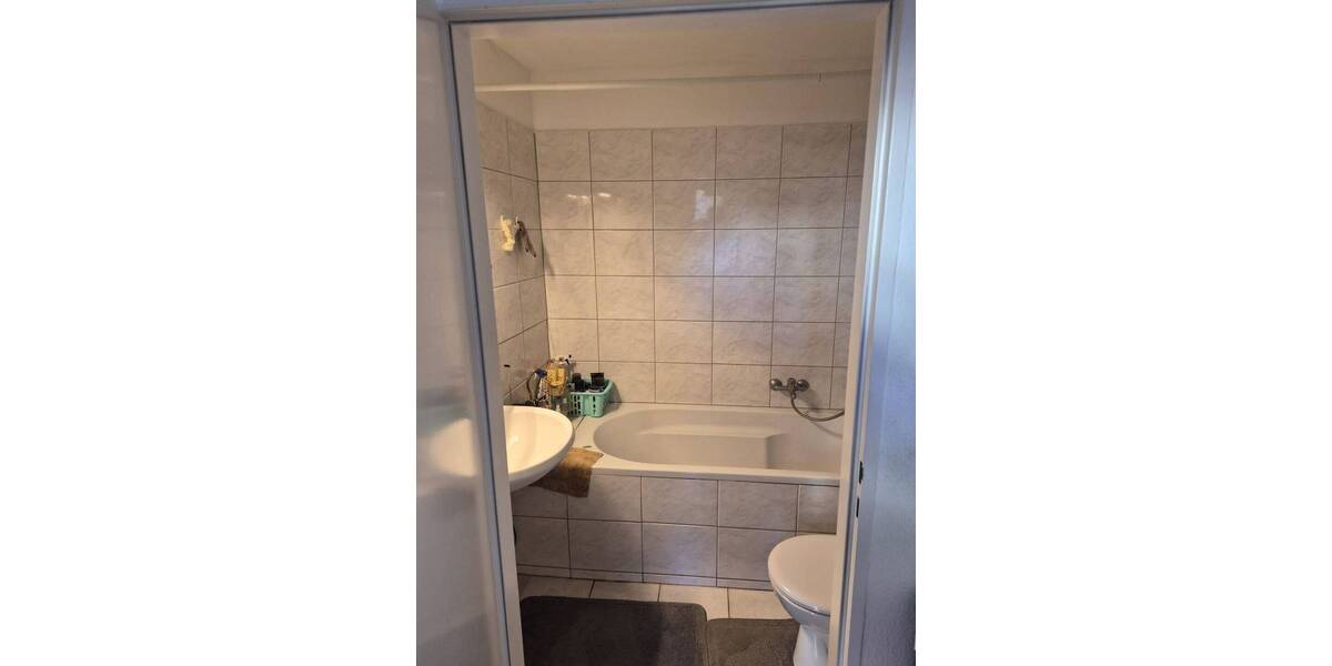 Etagenwohnung Krefeld Cracau - 2 Zimmer, 56 m&sup2;, 450&euro; | Angebot:26174379