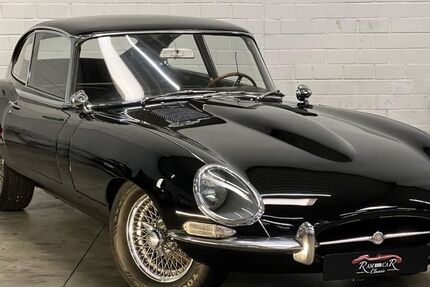 Jaguar E-Type 60.720 km 66.900 &euro; Krefeld 47805