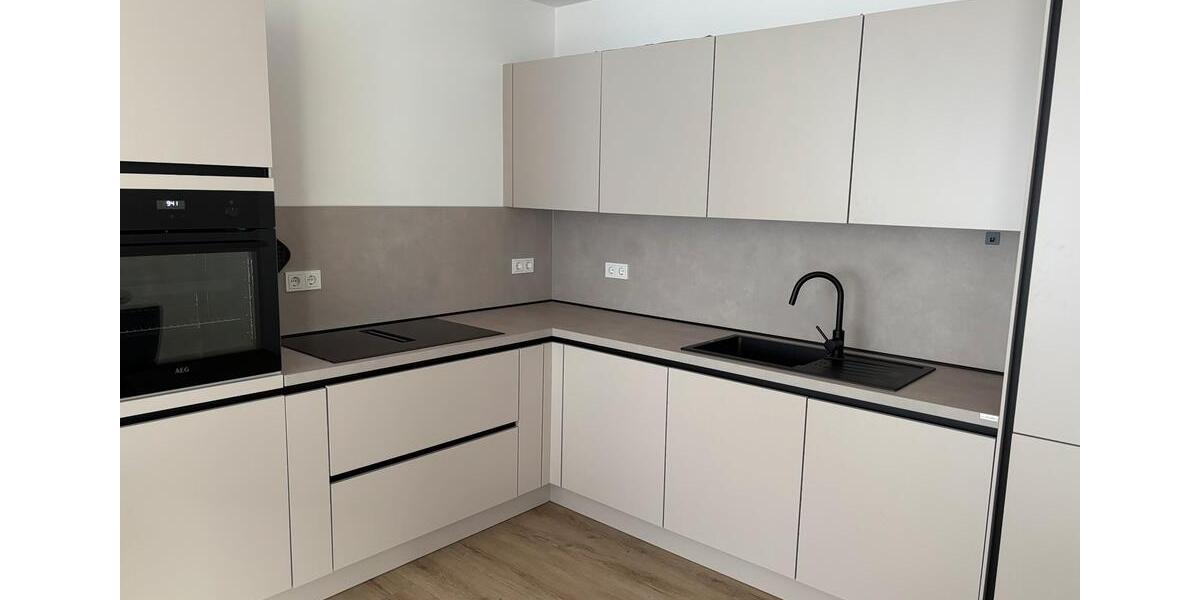 Etagenwohnung Wegberg - 3 Zimmer, 88 m&sup2;, 1.395&euro; | Angebot:25898937