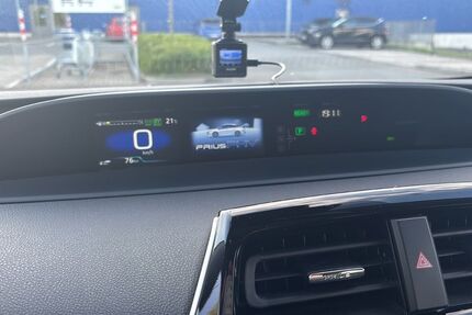 Toyota Prius 67.000 km 19.200 &euro; Mönchengladbach 41065