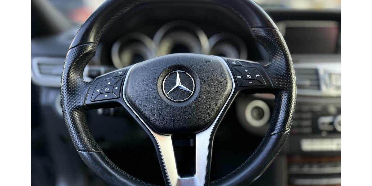 Mercedes-Benz E 350 d/ PANO / Kamera / Leder / Navi / EURO 6 100.000 km 22.290 &euro; Mönchengladbach 41066