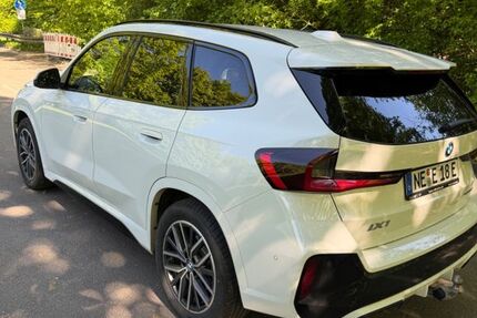 BMW iX1 11.000 km 49.000 &euro; Grevenbroich 41517