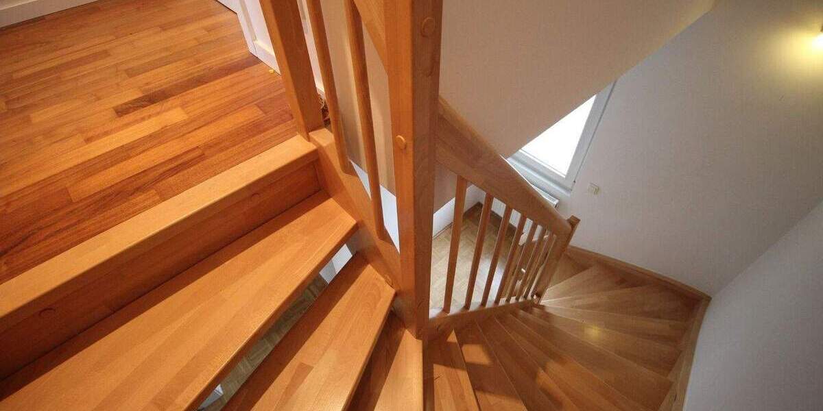 Einfamilienhaus Düsseldorf Stockum - 4 Zimmer, 105 m&sup2;, 750.000&euro; | Angebot:25769451