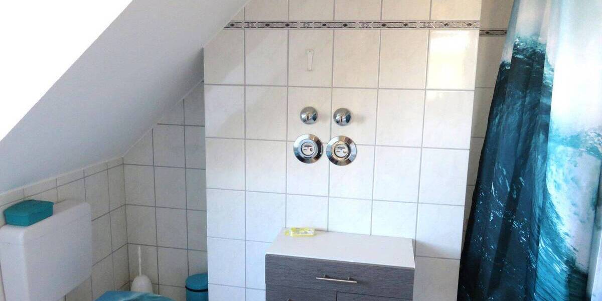 Etagenwohnung Krefeld Bockum - 5 Zimmer, 101 m&sup2;, 244.000&euro; | Angebot:26142475