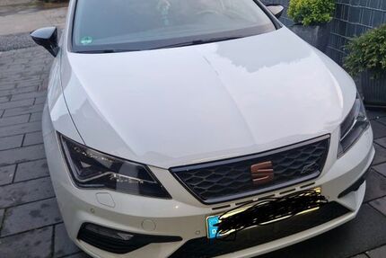 Seat Leon 89.519 km 22.999 &euro; Krefeld 47809