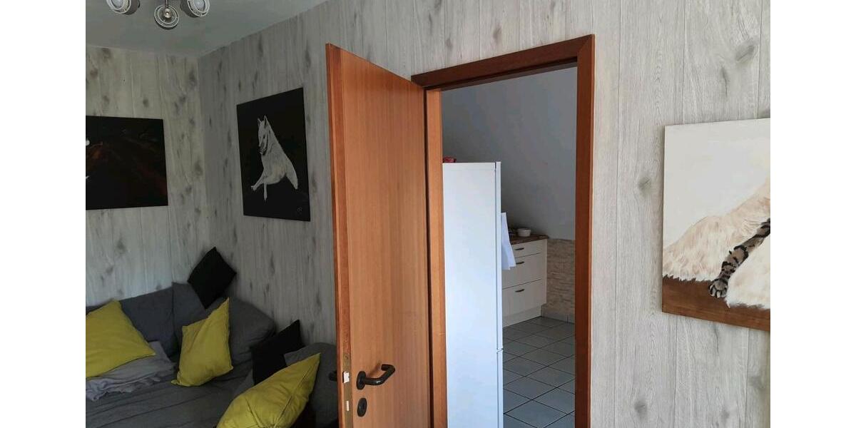 Dachgeschoßwohnung Mönchengladbach Süd - 3 Zimmer, 85 m&sup2;, 195.000&euro; | Angebot:27298975