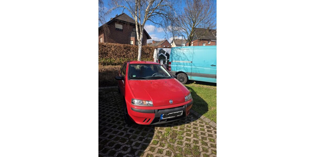 Fiat Punto 124.000 km 1.800 &euro; Erkelenz 41812
