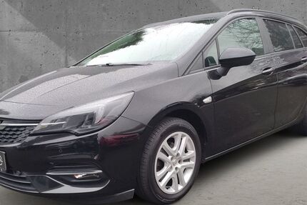 Opel Astra 136.680 km 8.990 &euro; Hilden 40721